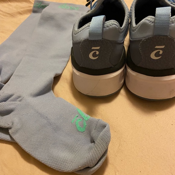 Clove Nursing Shoes — Fully Sterilizable! - Picture 2 of 4